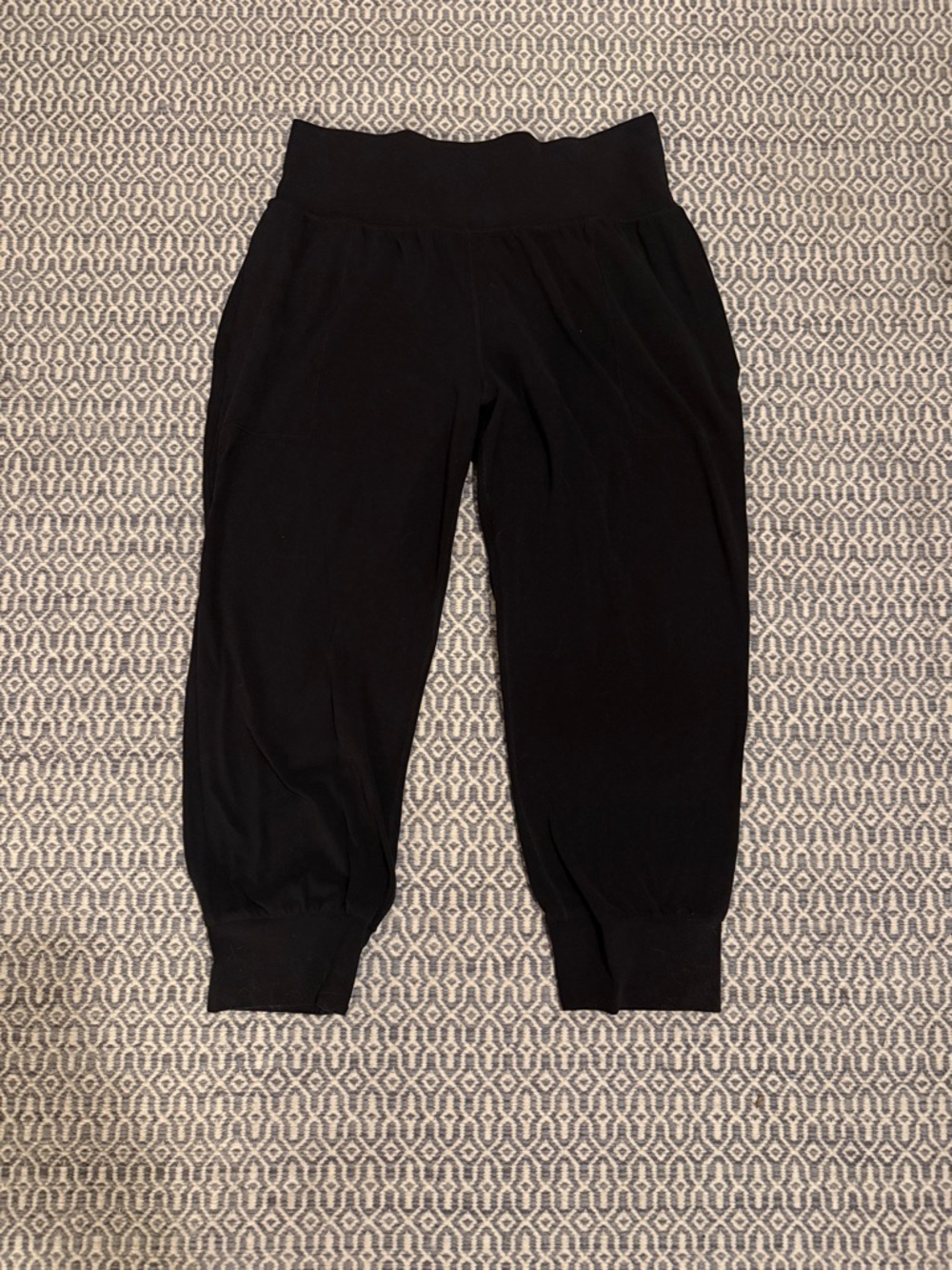 Athleta Women’s Salutation Jogger Black L